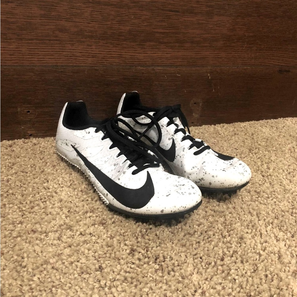 Sz 6 Nike track spikes
